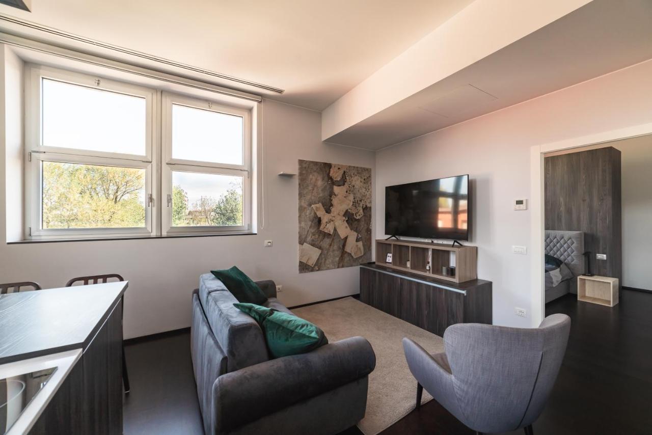 Apartamento Moderno Bilocale 64Mq Con Parcheggio E Palestra Milán Exterior foto