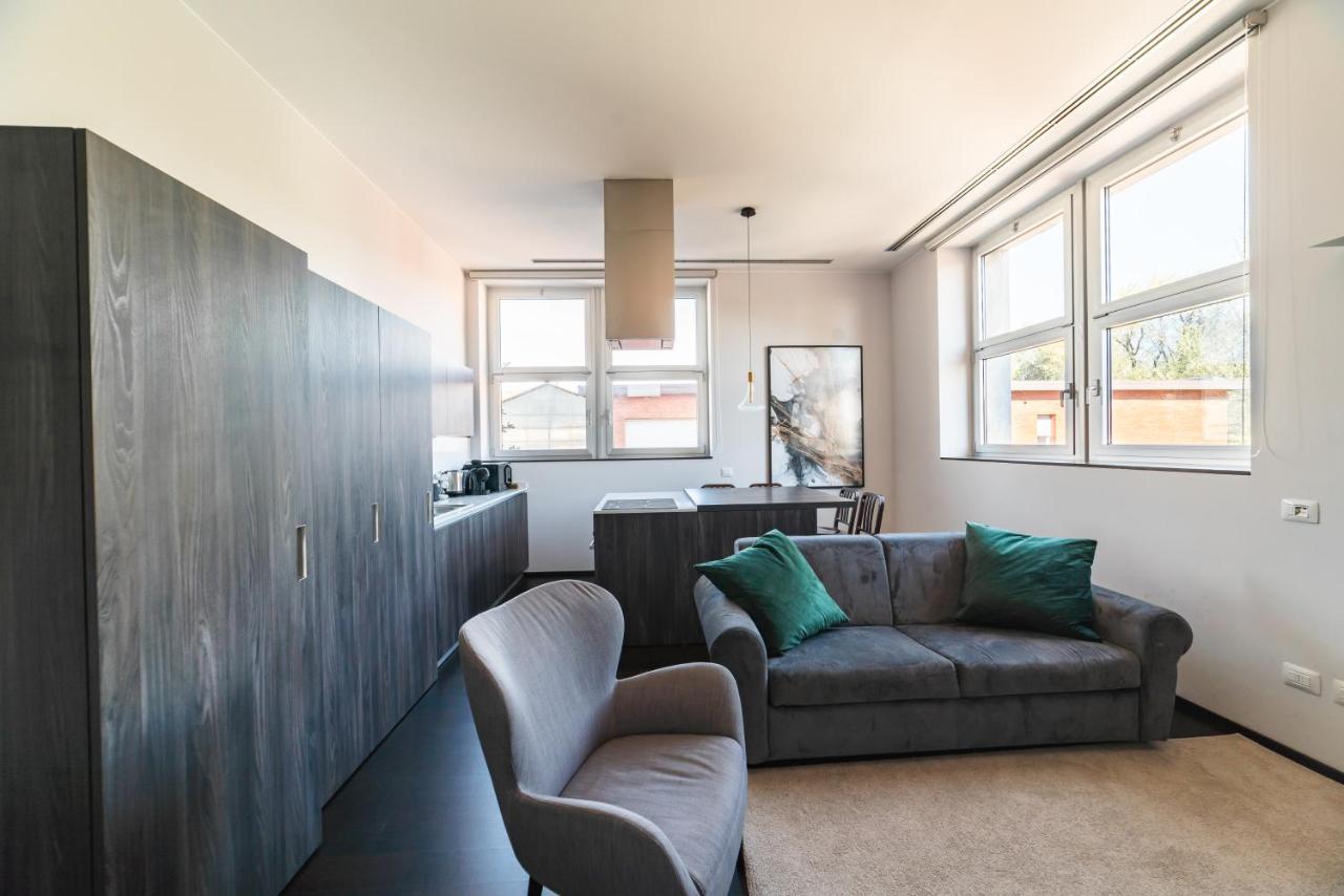 Apartamento Moderno Bilocale 64Mq Con Parcheggio E Palestra Milán Exterior foto